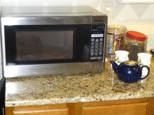 microwave oven